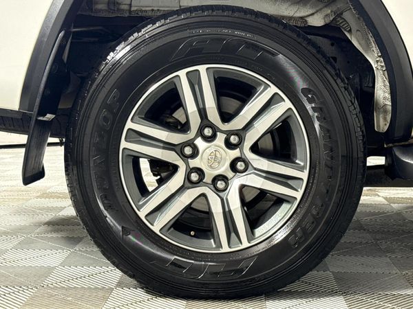 2021-Toyota-Fortuner-24-GD-6-4x4-Auto image:7