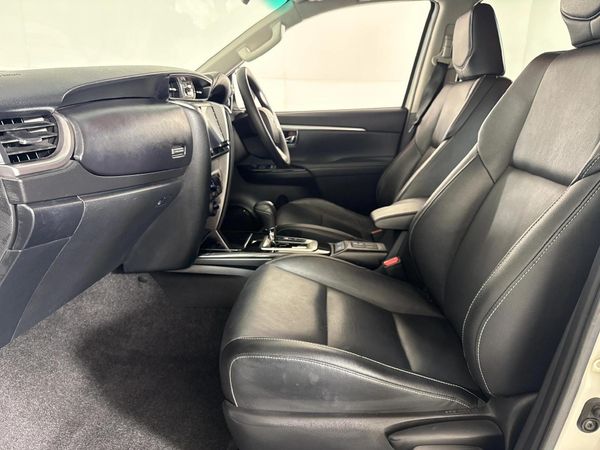 2021-Toyota-Fortuner-24-GD-6-4x4-Auto image:8