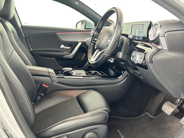 2019-Mercedes-Benz-A-Class-A-200-Auto image:9