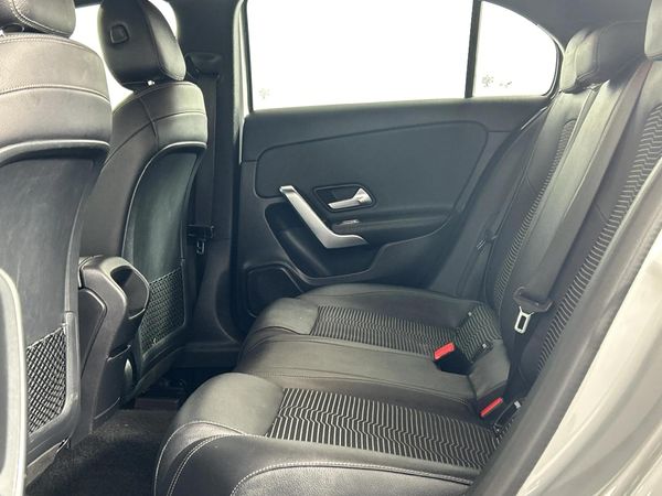 2019-Mercedes-Benz-A-Class-A-200-Auto image:3
