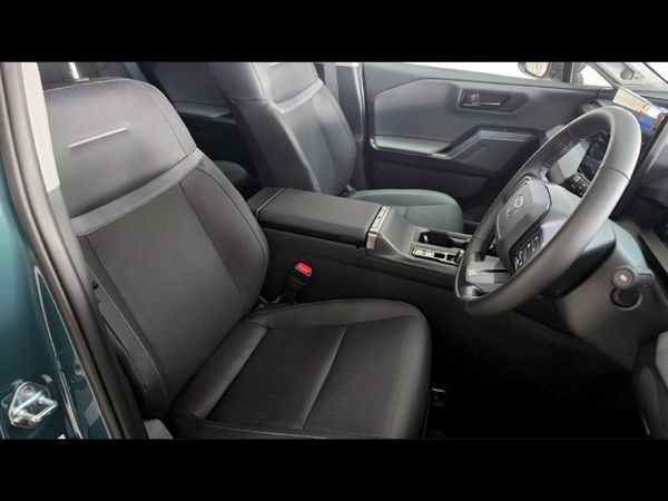 2026-Toyota-RAV4-25-VX-Hybrid-CVT-Auto-E-Four image:5