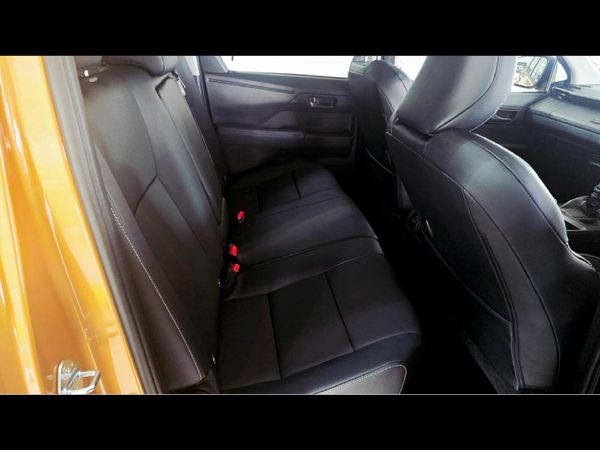 2026-Toyota-Hilux-28-GD-6-RB-Legend-Auto-Double-Cab-Mhev image:13
