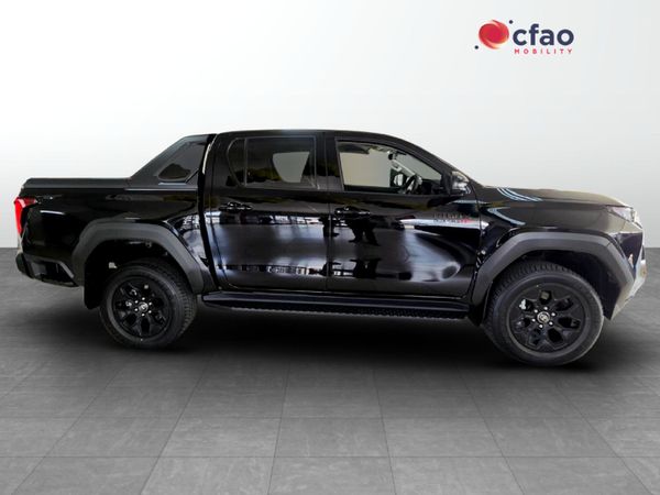 2026-Toyota-Hilux-28-GD-6-RB-Legend-Auto-Double-Cab-Mhev image:3