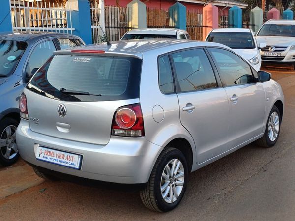 2015-Volkswagen-Polo-Vivo-GP-14-Trendline-5-dr image:5