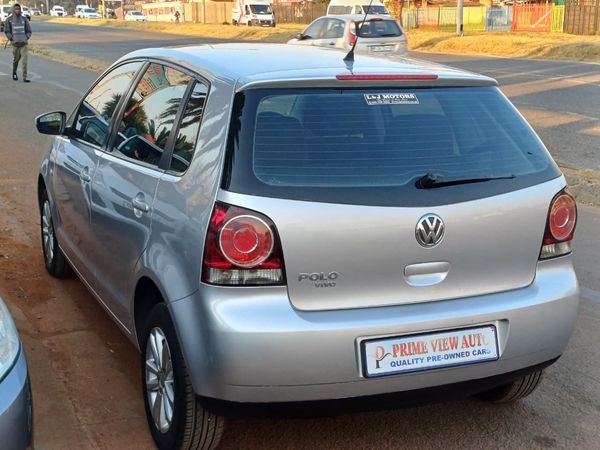 2015-Volkswagen-Polo-Vivo-GP-14-Trendline-5-dr image:6