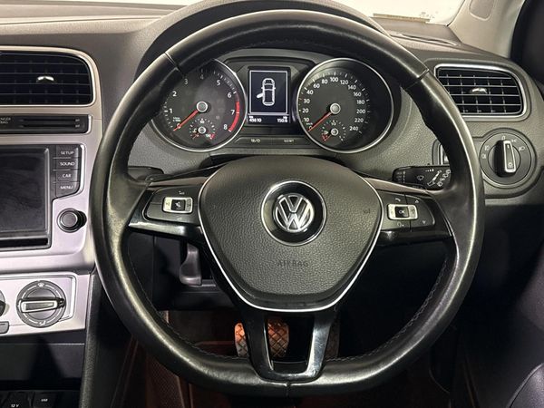 2015-Volkswagen-Polo-12-TSI-Highline-Auto-81kW image:12