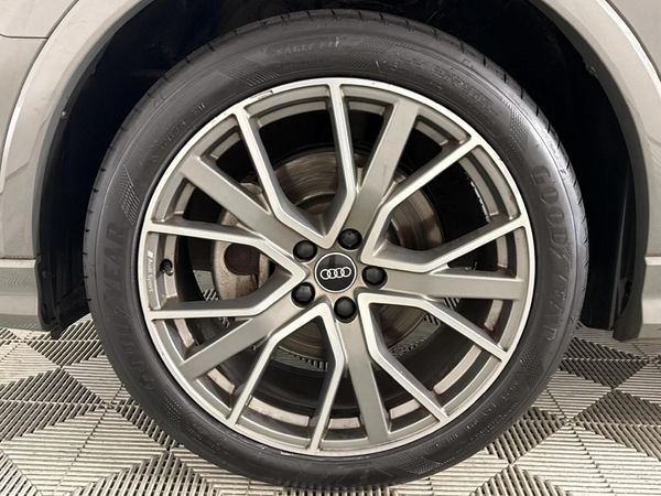 2021-Audi-Q3-Sportback-20-TFSI-quattro-Auto-S-Line-40-TFSI image:4