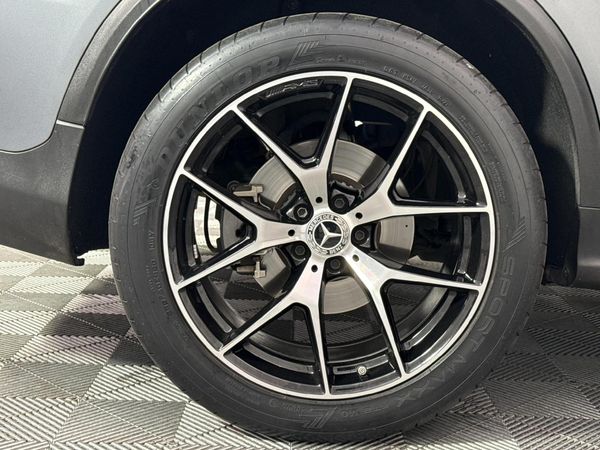 2021-Mercedes-Benz-GLC-Coupe-300d-4Matic image:7