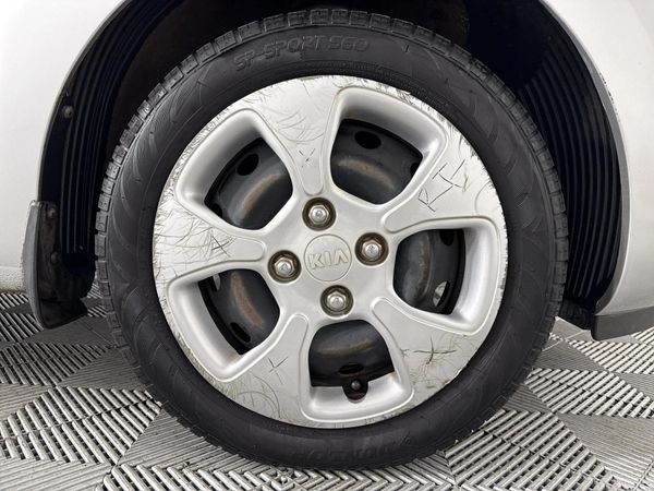 2013-Kia-Picanto-12-EX image:5