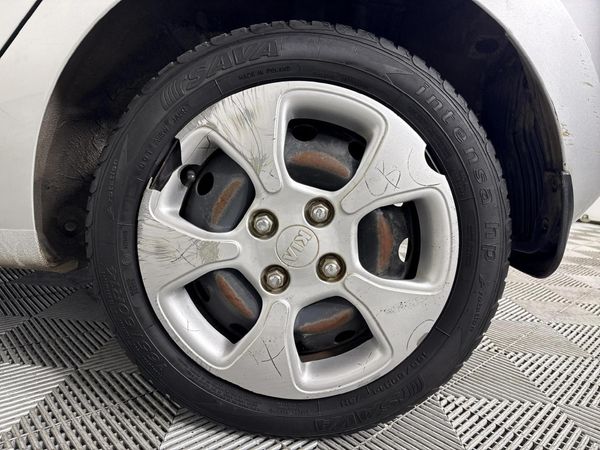 2013-Kia-Picanto-12-EX image:6