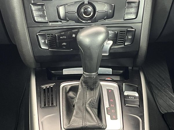 2010-Audi-A4-18-T-Attraction-Auto image:10