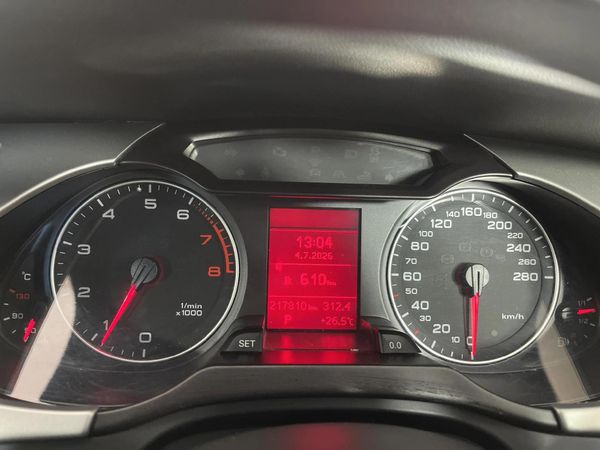 2010-Audi-A4-18-T-Attraction-Auto image:2