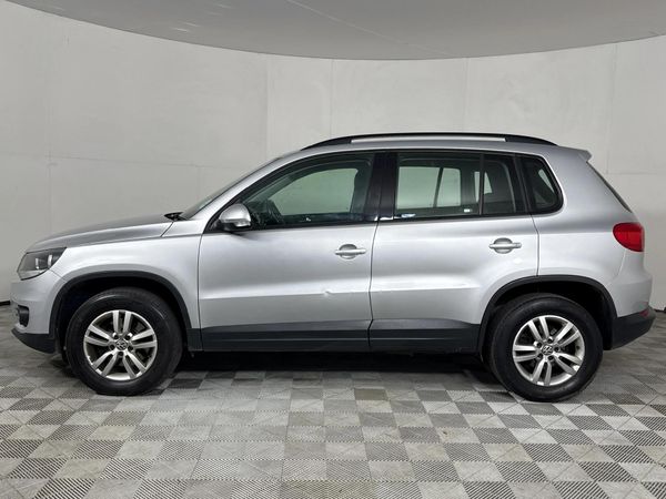 2014-Volkswagen-Tiguan-20-TDI-Bluemotion-Trend-Fun image:9