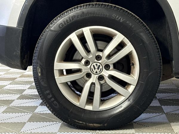 2014-Volkswagen-Tiguan-20-TDI-Bluemotion-Trend-Fun image:4