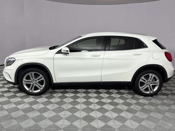 2016-Mercedes-Benz-GLA-220-CDI-Auto-4Matic image:19