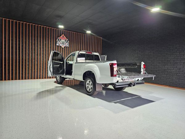2026-Isuzu-D-Max-250C-Fleetside-Single-Cab image:16