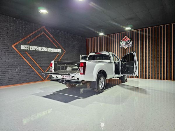 2026-Isuzu-D-Max-250C-Fleetside-Single-Cab image:18