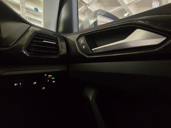 2025-Volkswagen-T-Cross-10-TSI-Auto image:27