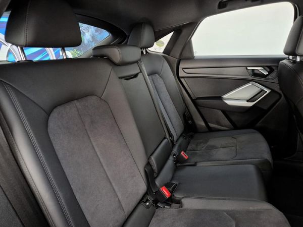 2025-Audi-Q3-Sportback-Black-Edition-35-TFSI image:9
