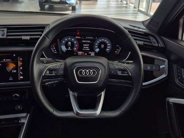 2025-Audi-Q3-Sportback-Black-Edition-35-TFSI image:7