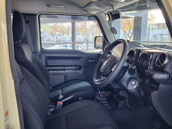 2026-Suzuki-Jimny-15-GLX-AllGrip-5-Door image:14