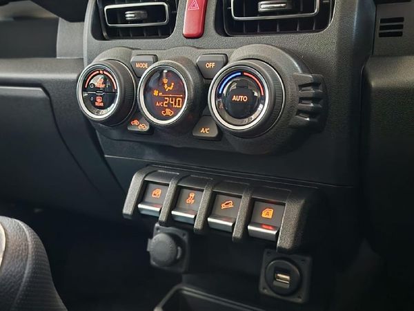 2026-Suzuki-Jimny-15-GLX-AllGrip-5-Door image:21