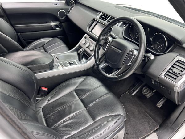 2016-Land-Rover-Range-Rover-Sport-30-SDV6-SE image:15