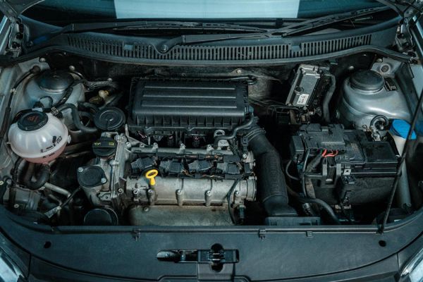 2017-Volkswagen-Polo-Vivo-GP-16-GTS-5-dr image:7