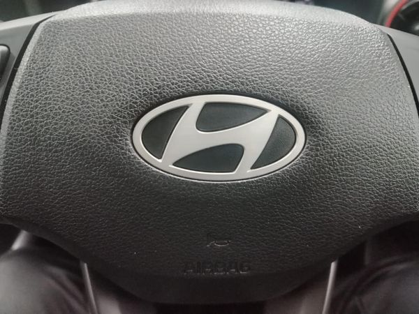 2025-Hyundai-Grand-i10-10-Motion image:11