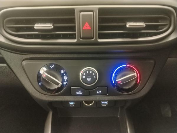 2025-Hyundai-Grand-i10-10-Motion image:18