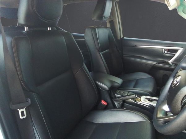 2025-Toyota-Fortuner-24-GD-6-RB-Auto image:9