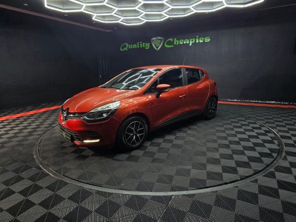 2018-Renault-Clio-IV-900T-Expression-5-dr-66kW image:3