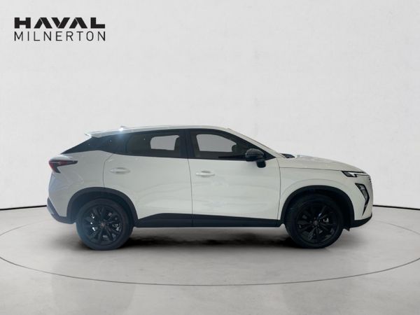 2025-Omoda-C5-15T-Luxury-X image:2
