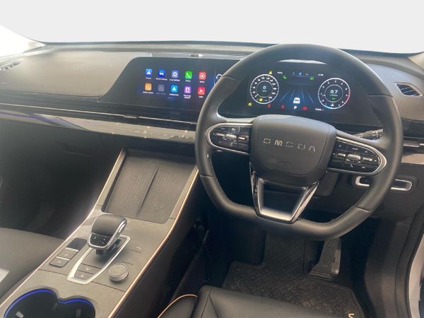 2025-Omoda-C5-15T-Luxury-X image:7