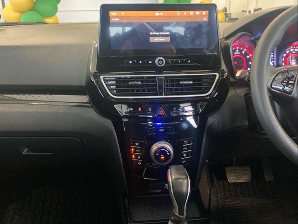2024-Mahindra-XUV-3XO-12T-MX3-Auto image:12