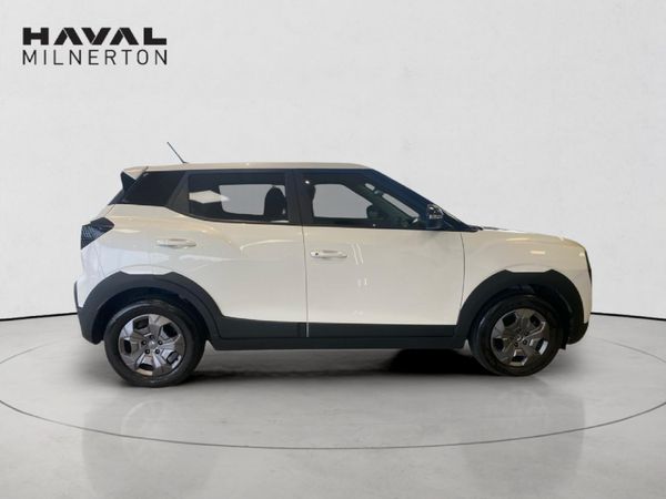 2024-Mahindra-XUV-3XO-12T-MX3-Auto image:2