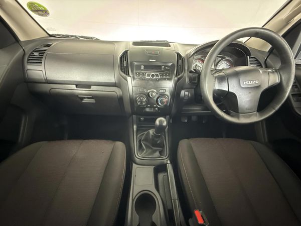 2020-Isuzu-D-Max-250-HO-Hi-Rider-Double-Cab image:1