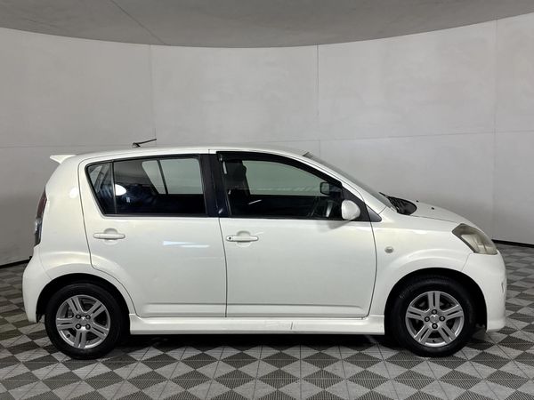 2006-Daihatsu-Sirion-13i-Sport-Auto image:14