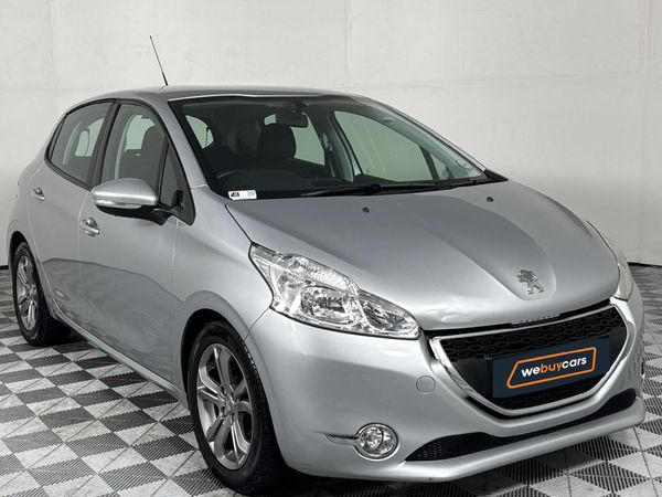 2014-Peugeot-208-16-VTi-Allure-Auto-5-dr image:15