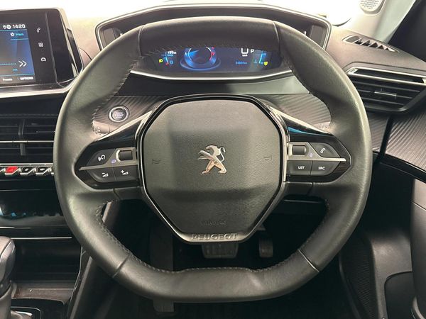 2023-Peugeot-2008-12T-Allure-Auto image:10