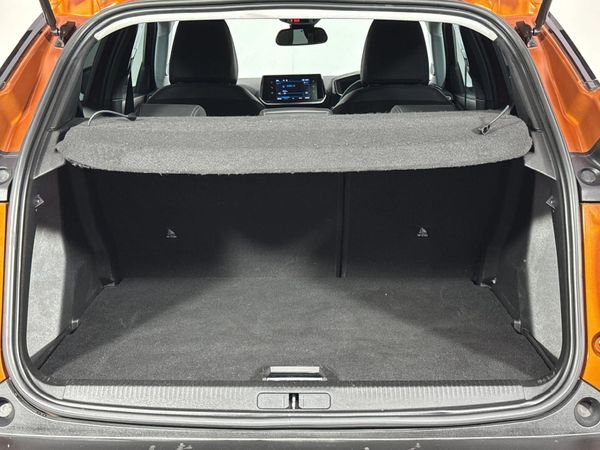 2023-Peugeot-2008-12T-Allure-Auto image:12