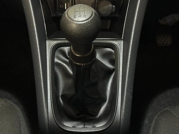 2015-Suzuki-Celerio-10-GL image:10