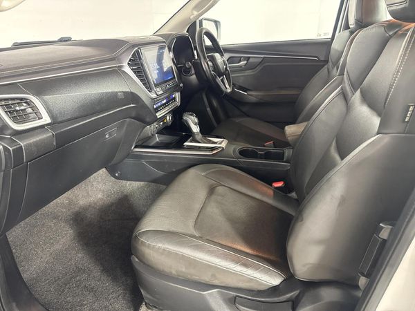 2023-Isuzu-D-Max-30-DDI-ISE-NR-4x4-Auto-Extended-Cab image:6