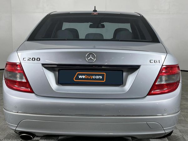 2010-Mercedes-Benz-C-Class-C-200-CGI-BE-Avantgarde-Auto image:16