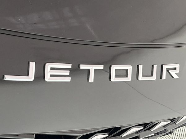 2025-Jetour-X70-Plus-15T-Momentum image:11