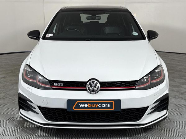 2017-Volkswagen-Golf-VII-GTI-20-TSI-Auto image:16