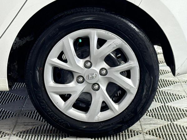 2018-Hyundai-Grand-i10-10-Motion image:6