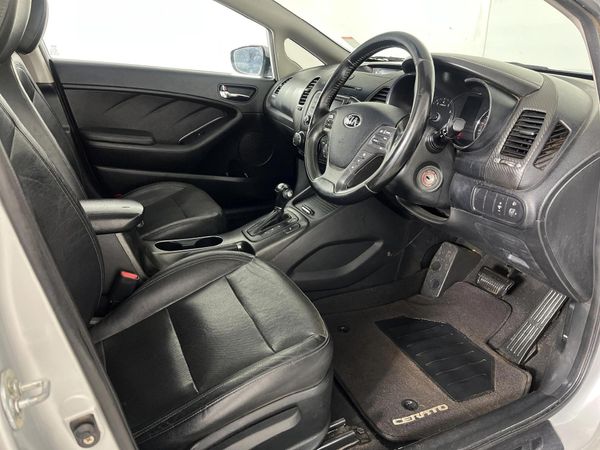 2014-Kia-Cerato-20-EX-Auto image:9