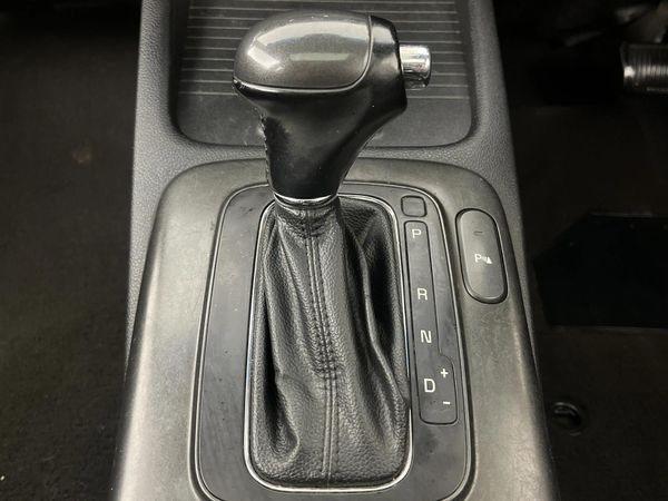 2014-Kia-Cerato-20-EX-Auto image:10