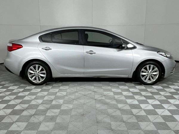 2014-Kia-Cerato-20-EX-Auto image:17